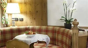 Barbara Hotel 3*