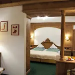 Barbara Hotel