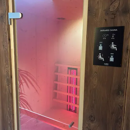 Barbara Hotel 3*
