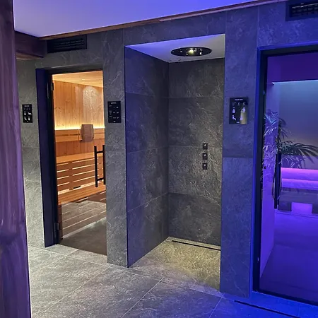 Barbara Hotel 3*