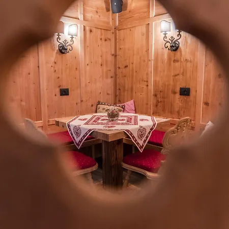 Barbara Hotel 3*