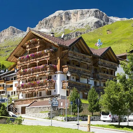 Barbara Hotel 3*